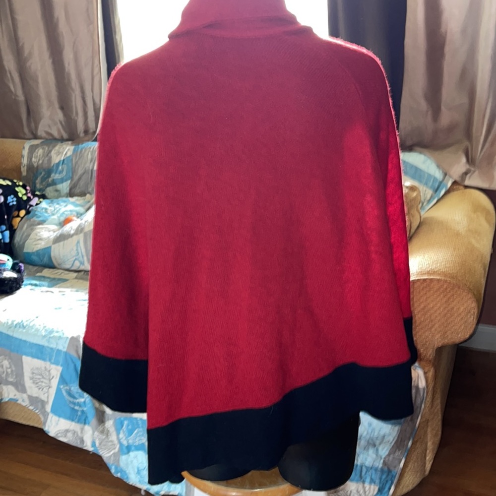 Lauren Ralph Lauren red lambswool cape S/M - Picture 5 of 16